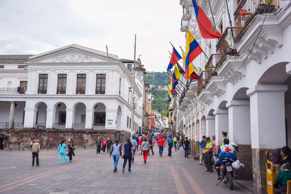 Walking the historic center of Quito on a free walking tour