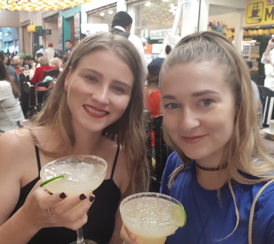 drinking margaritas is one of the bes things to do in tequila jalisco