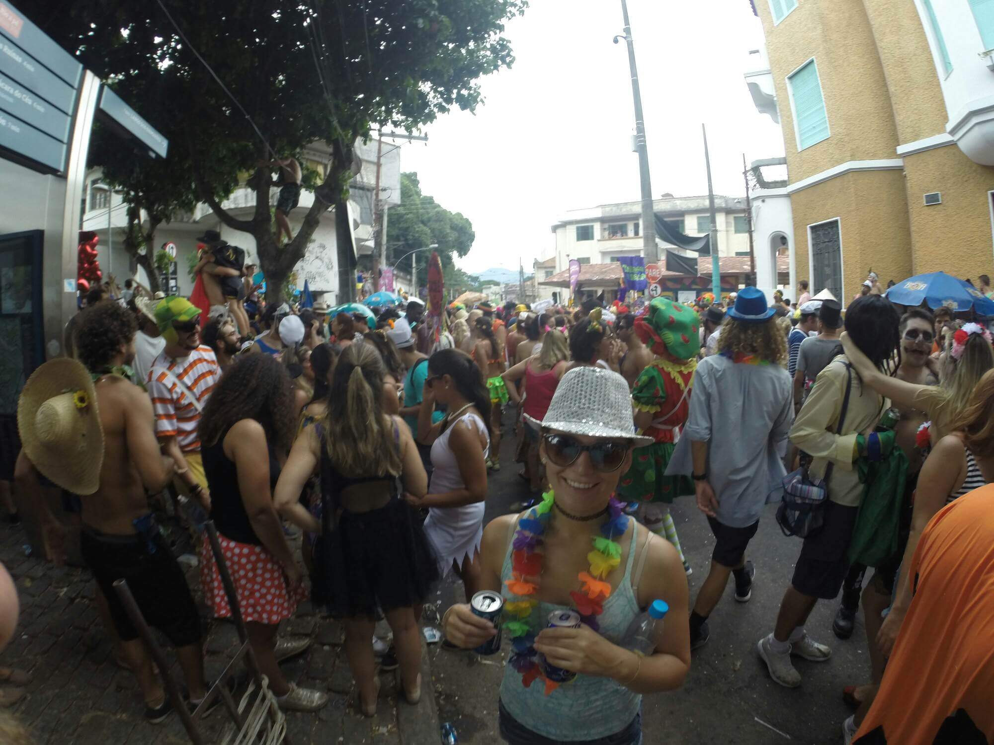 girl enjopying rio during carnival