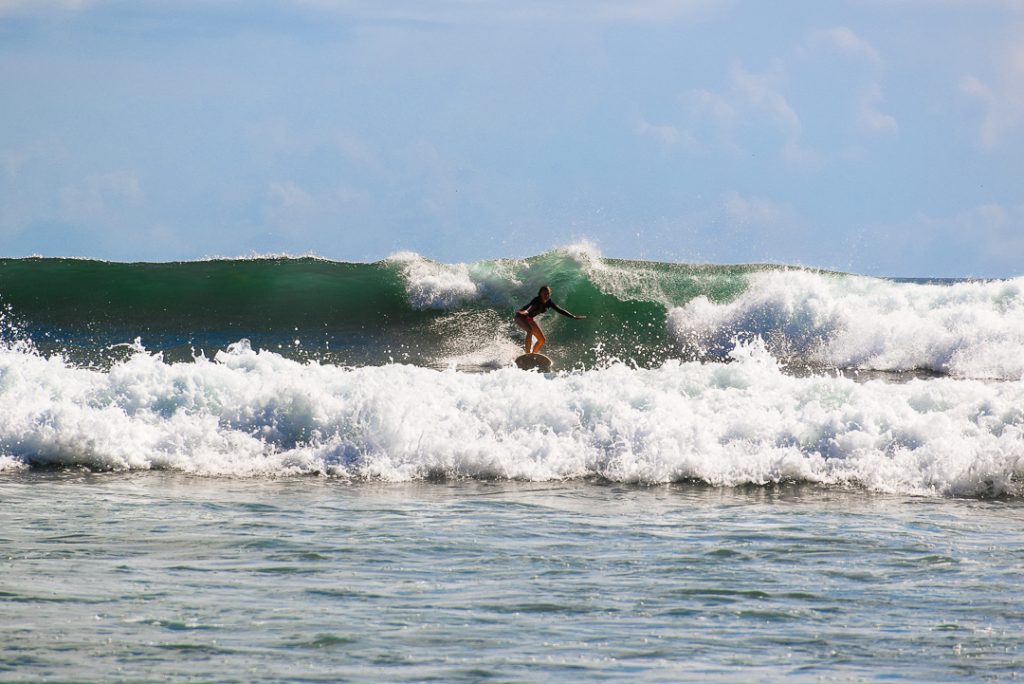 surfing in Raglan New Zealand