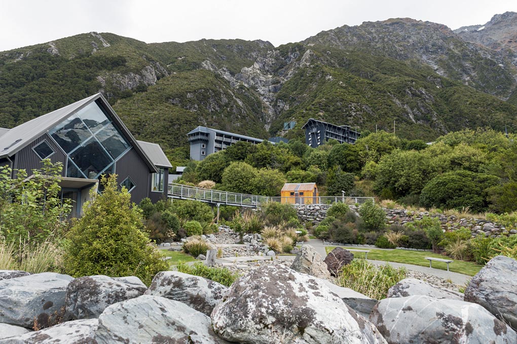 hermitage hotel in mount cook