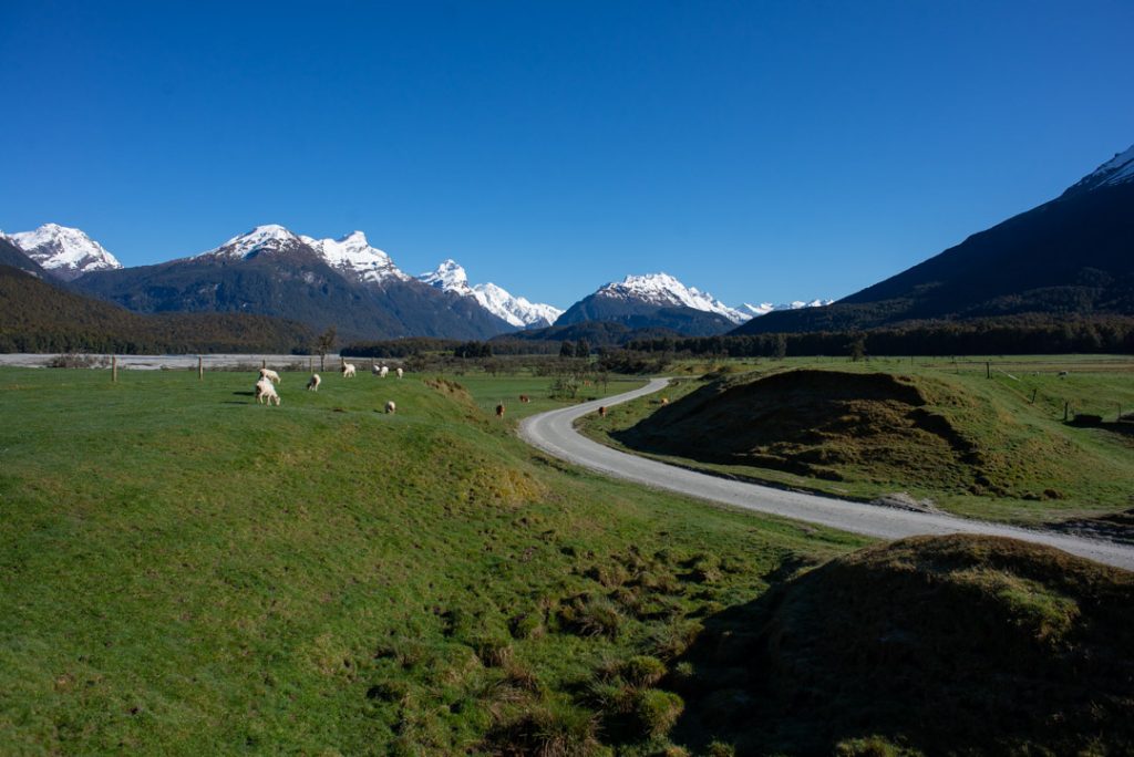 paradise on the glenorchy lord of the rings tour