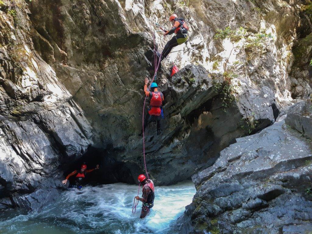 canyoning queenstown