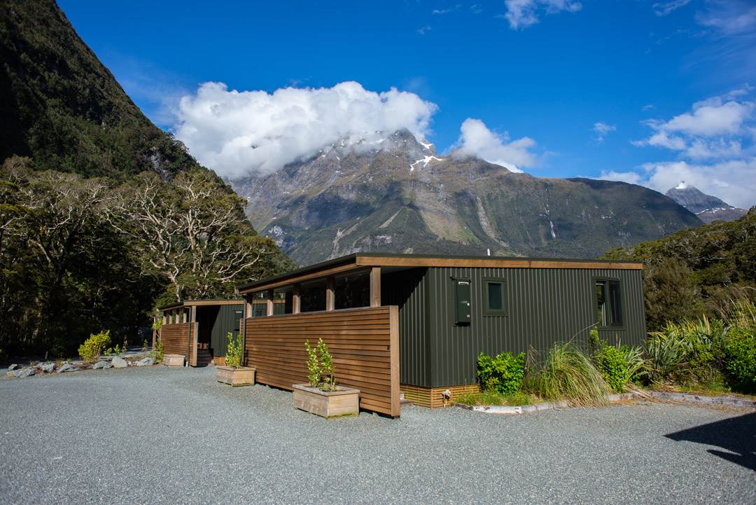 milford sound lodge review