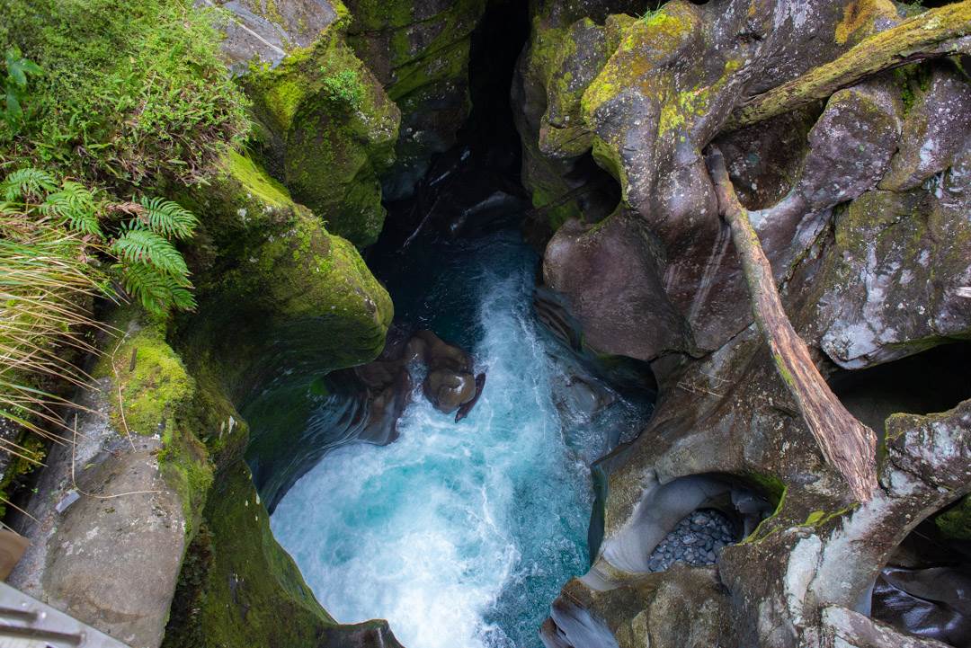 the chasm on the way to milford sound from queenstown