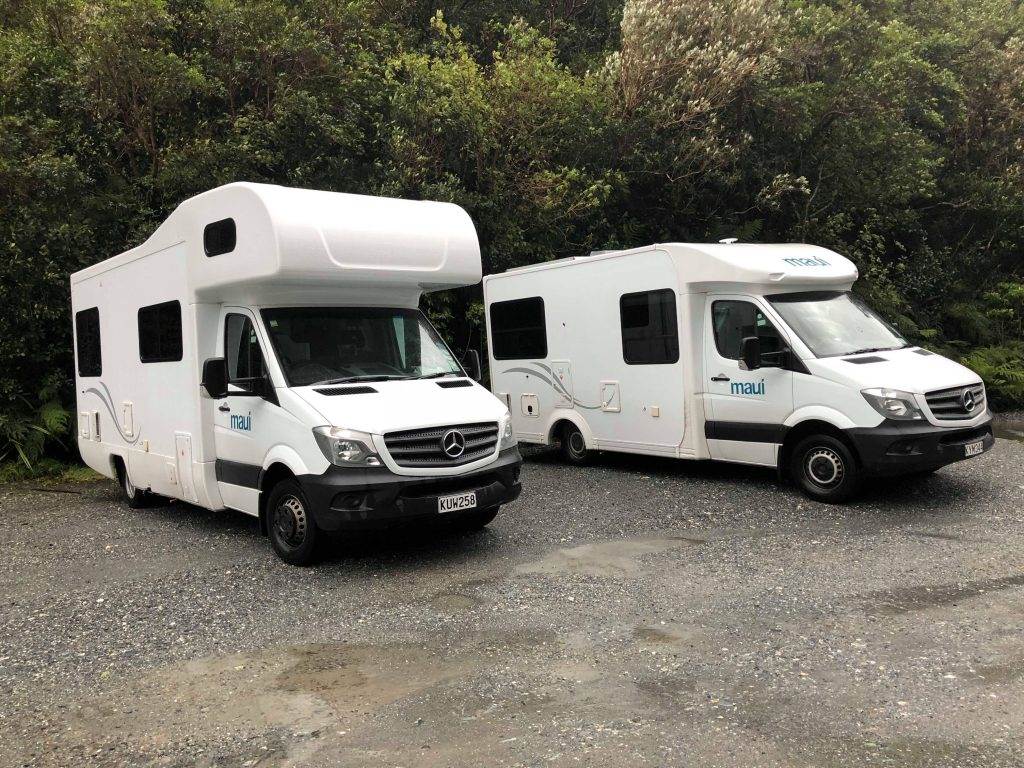 Camervan rental in New Zealand examples of 4 birth campers