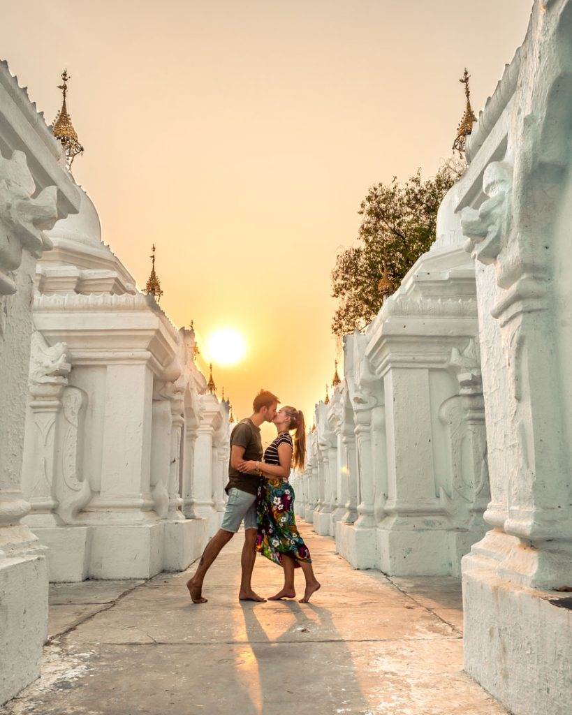kuthodaw pagoda in mandalay