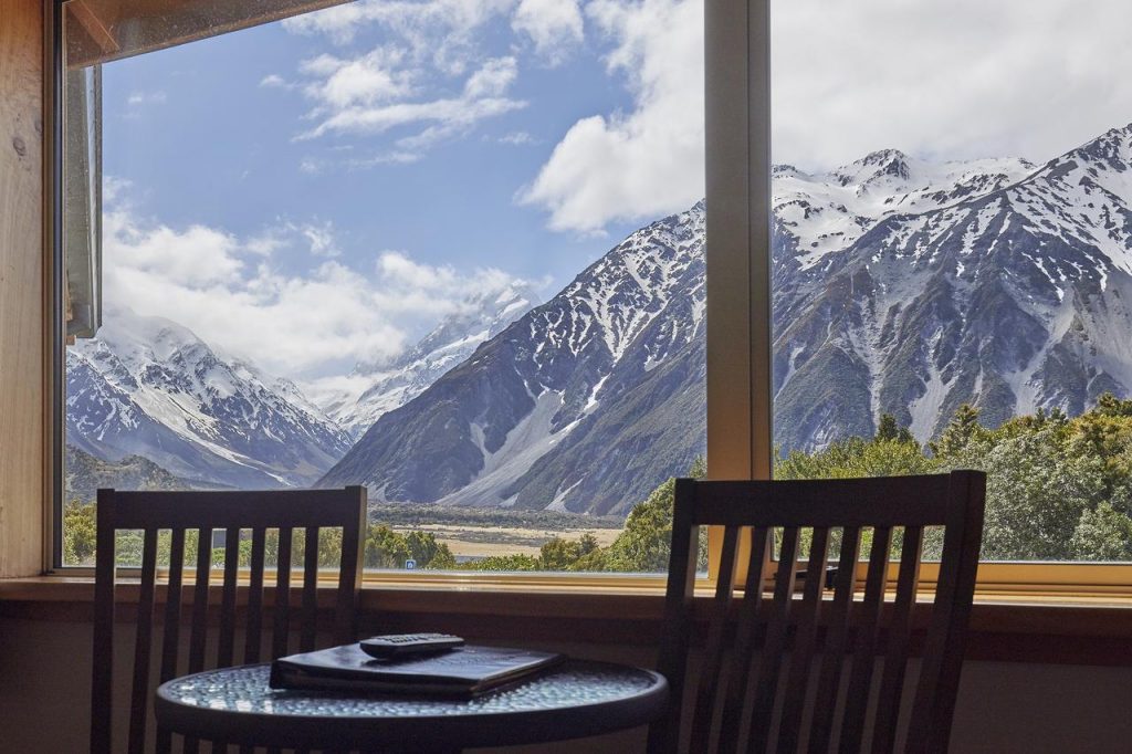 Aoraki Mount Cook Alpine Lodge