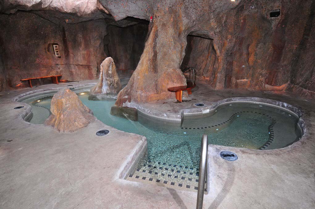 The cave spa at the Fox Inn & Suites