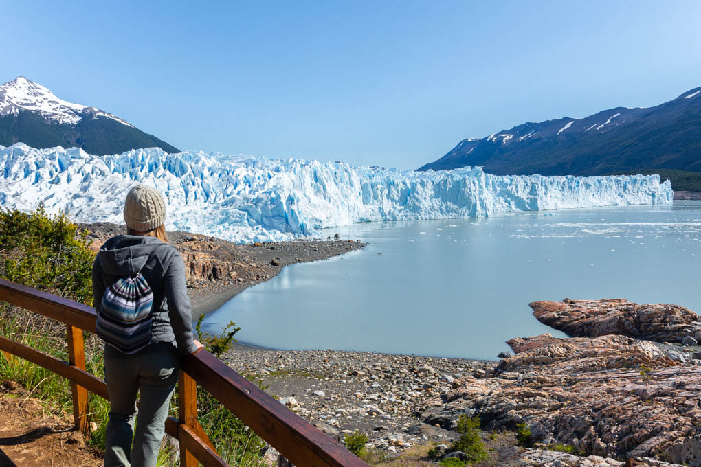 walk between the lodge and perito moreno glacier trekking departure point