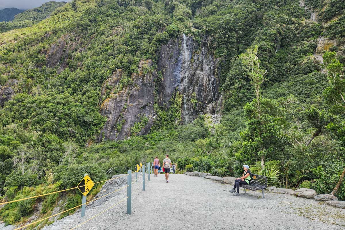 The last viewpoint along the Franz Josef Glacier Trail