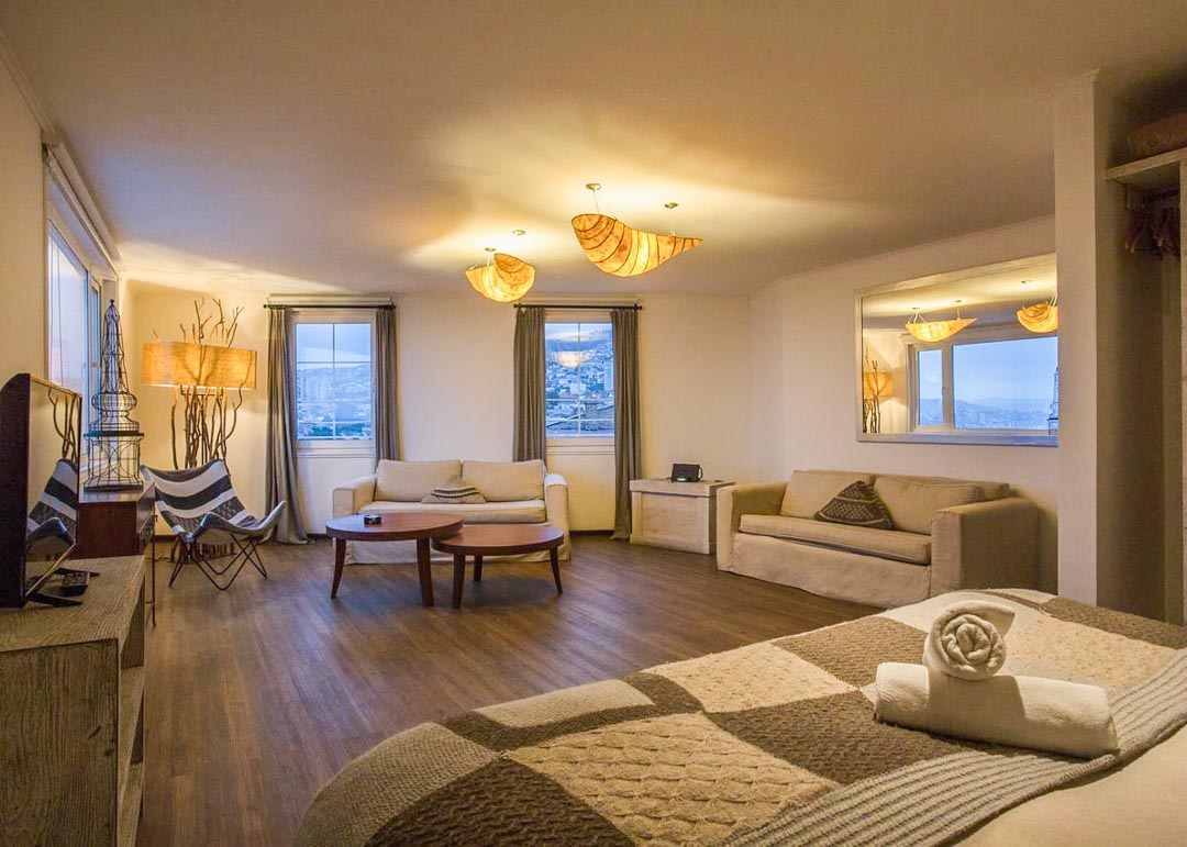 A room at Casa Galos Hotel & Lofts Valparaiso