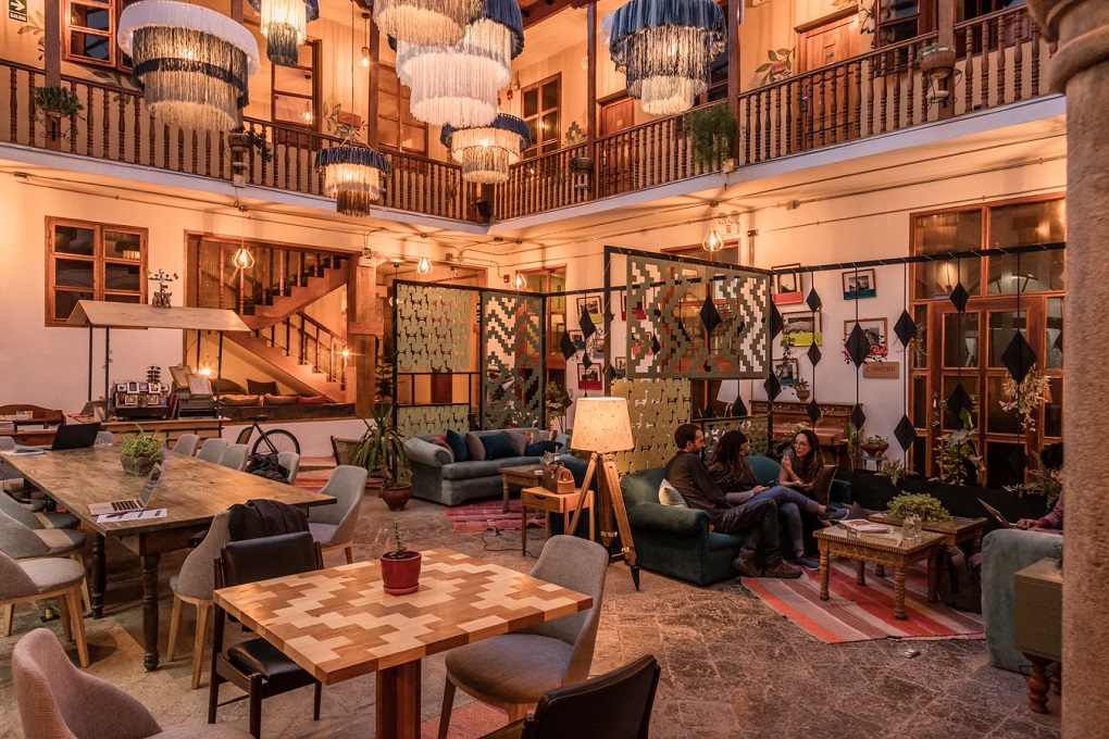 selins hostel in cusco common space