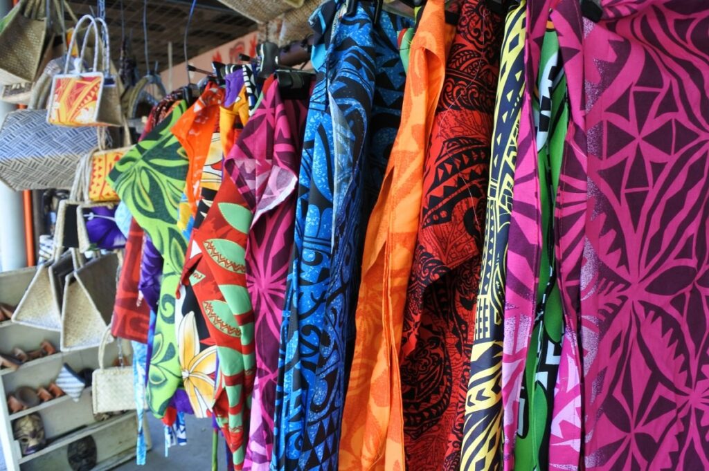 buying bula shirts in Nadi Fiji
