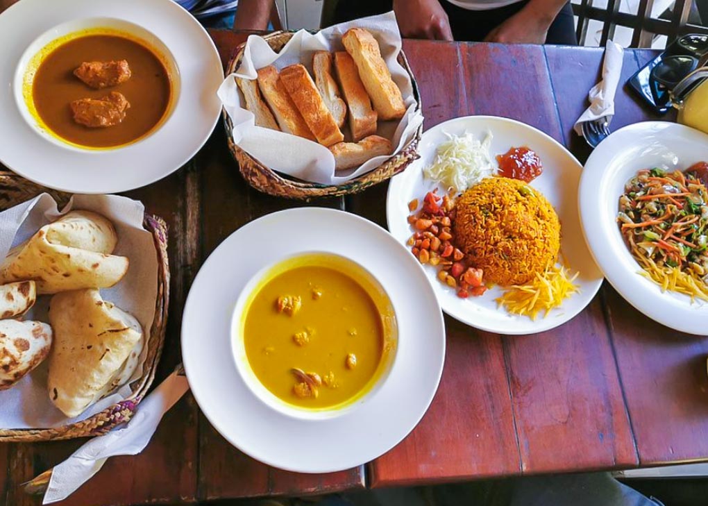 A few dishes at Themparadu Restaurant in Nuwara Eliya