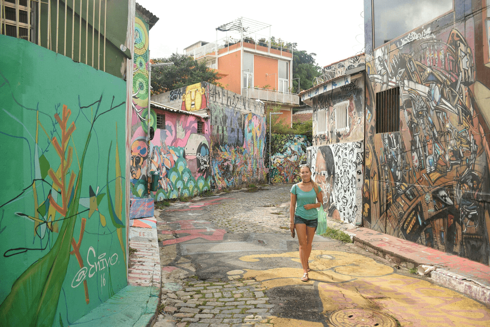 walking-in-batman-ally, Sao Paulo