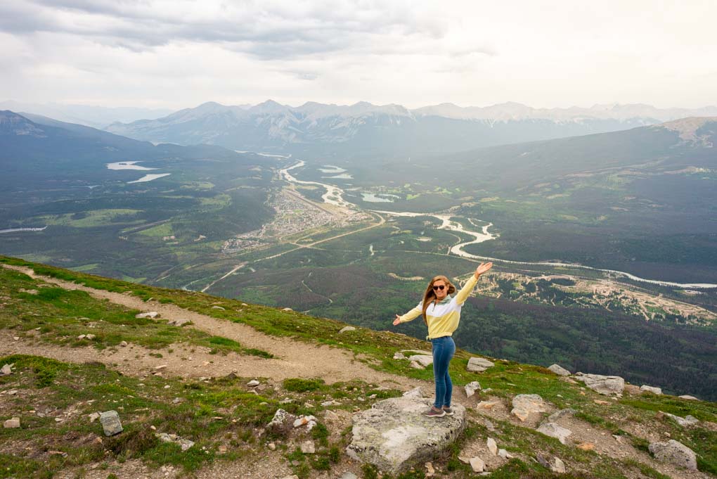 Bailey standing at the top of the Sky tram admiring the views of jasper below