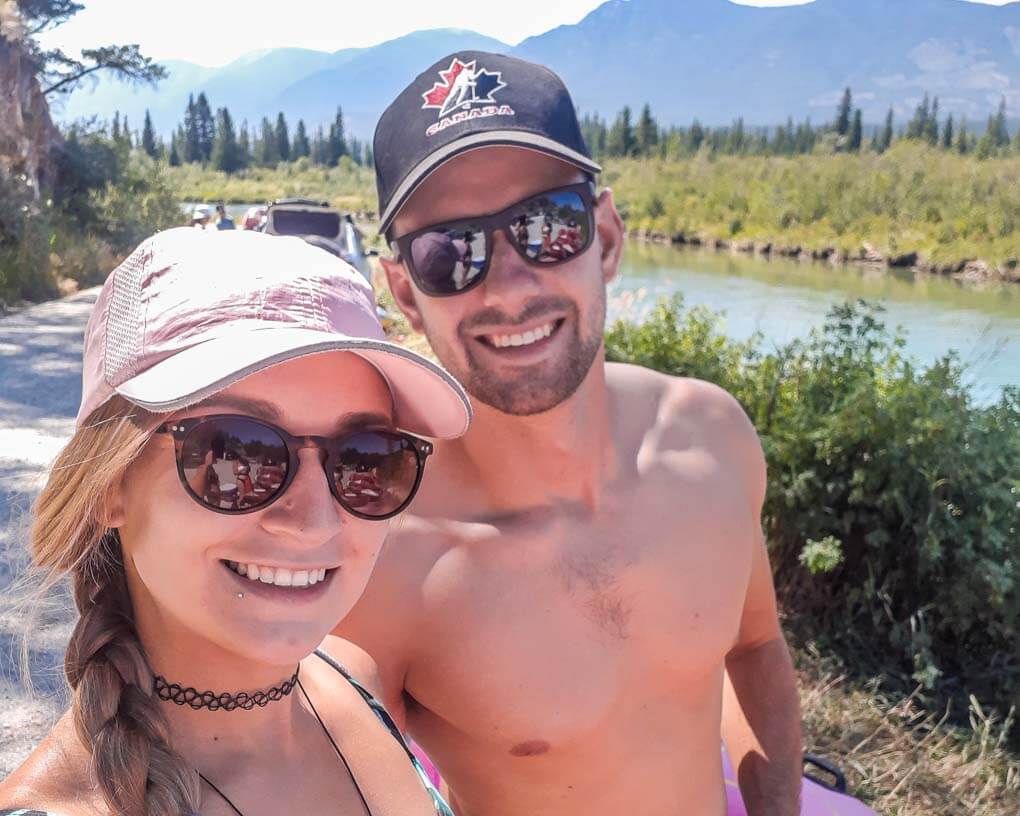 Daniel and Bailey take a selfie before starting the Columbia River float