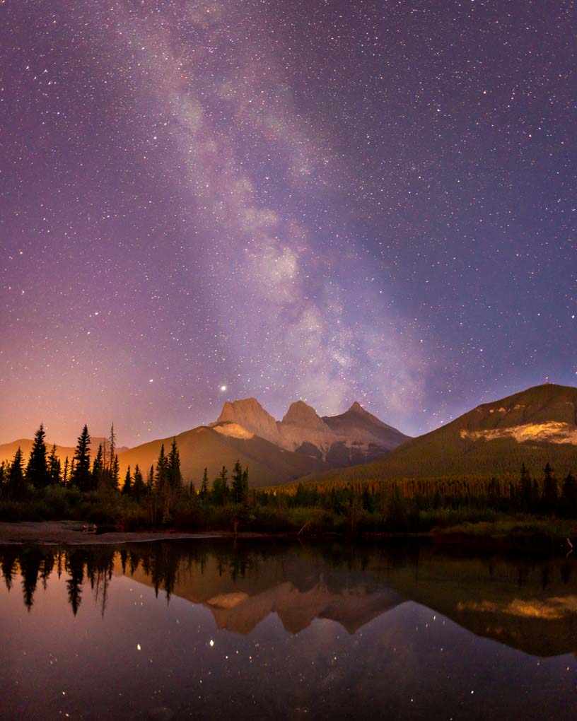 An astro shot of the Milky Way above the Three Sisters Mountain Range at Policemans Creek