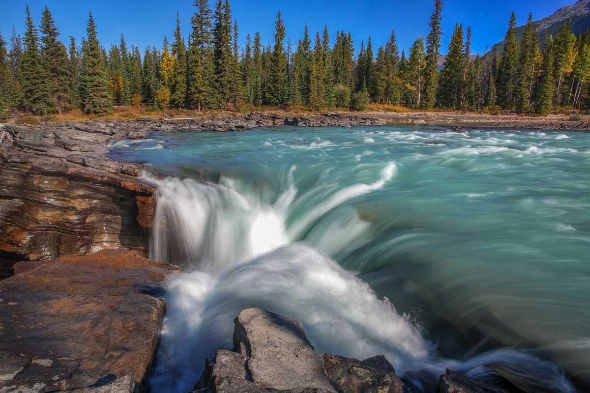 Athabasca River running into Athabasca Falls