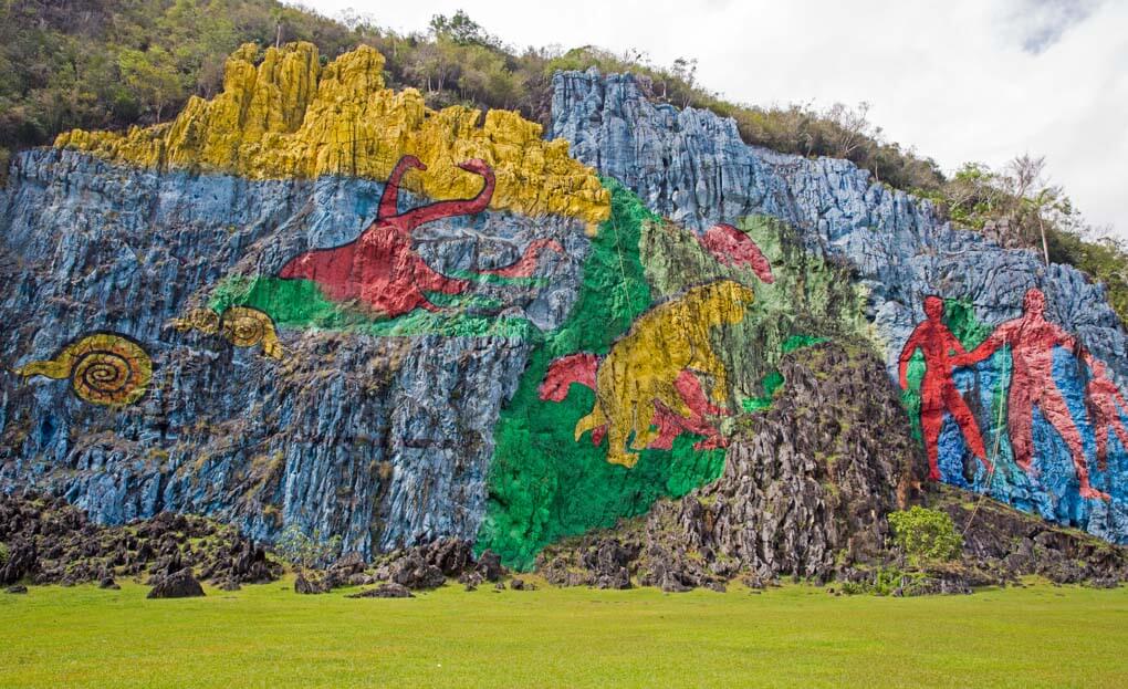 Mural de la Prehistoria Viñales