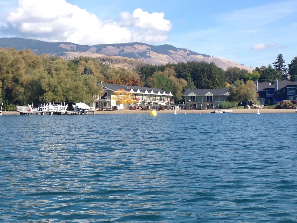 townhouse holiday rental on Kalmalka Lake near Vernon