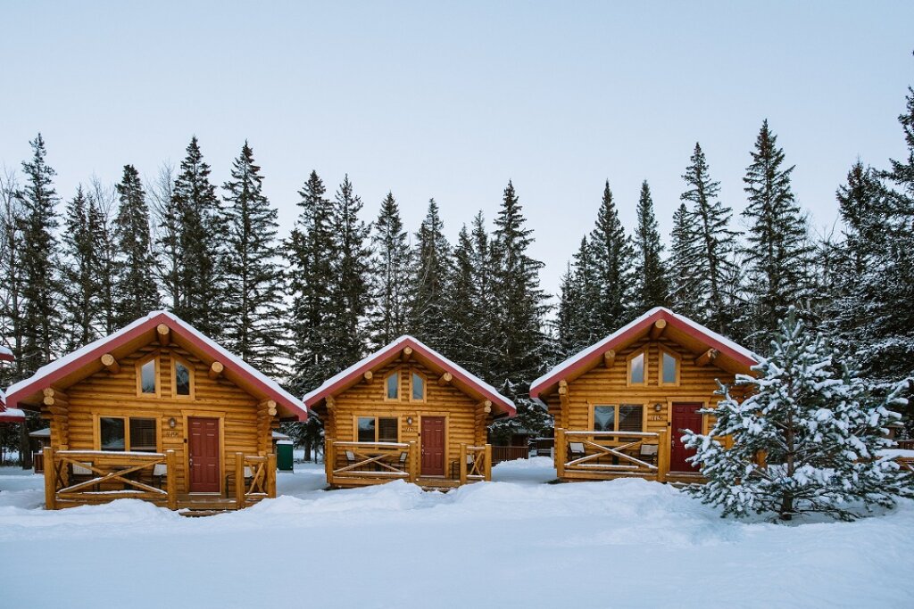 pocahontas cabins in Jasper in winter