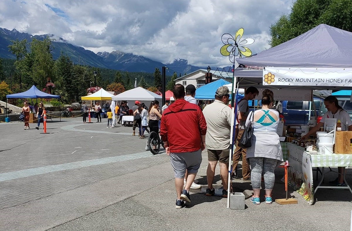 outside at the Goldens Farmers Market