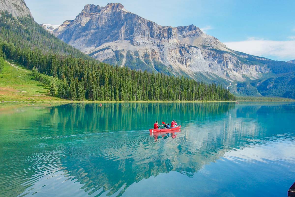 People canoe on Emerald Lake