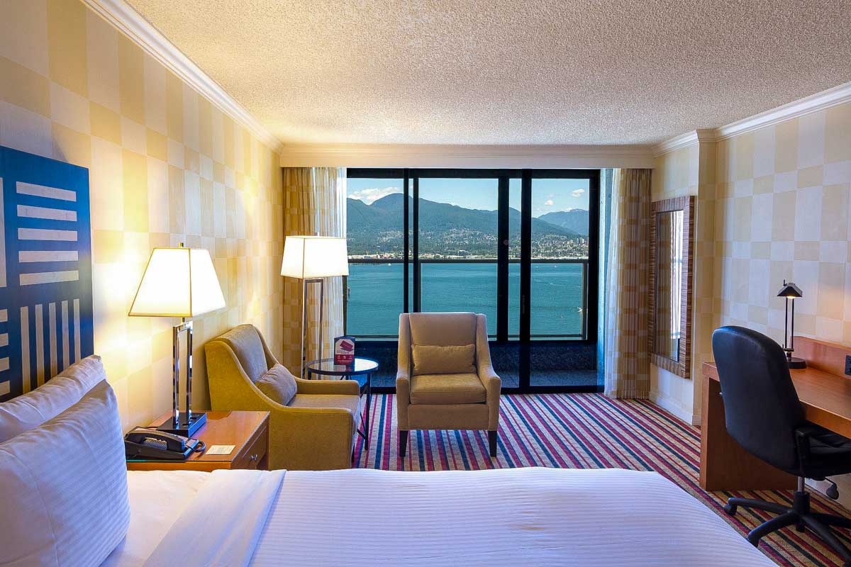 Pinnacle Hotel Harbourfront in Vancouver Canada