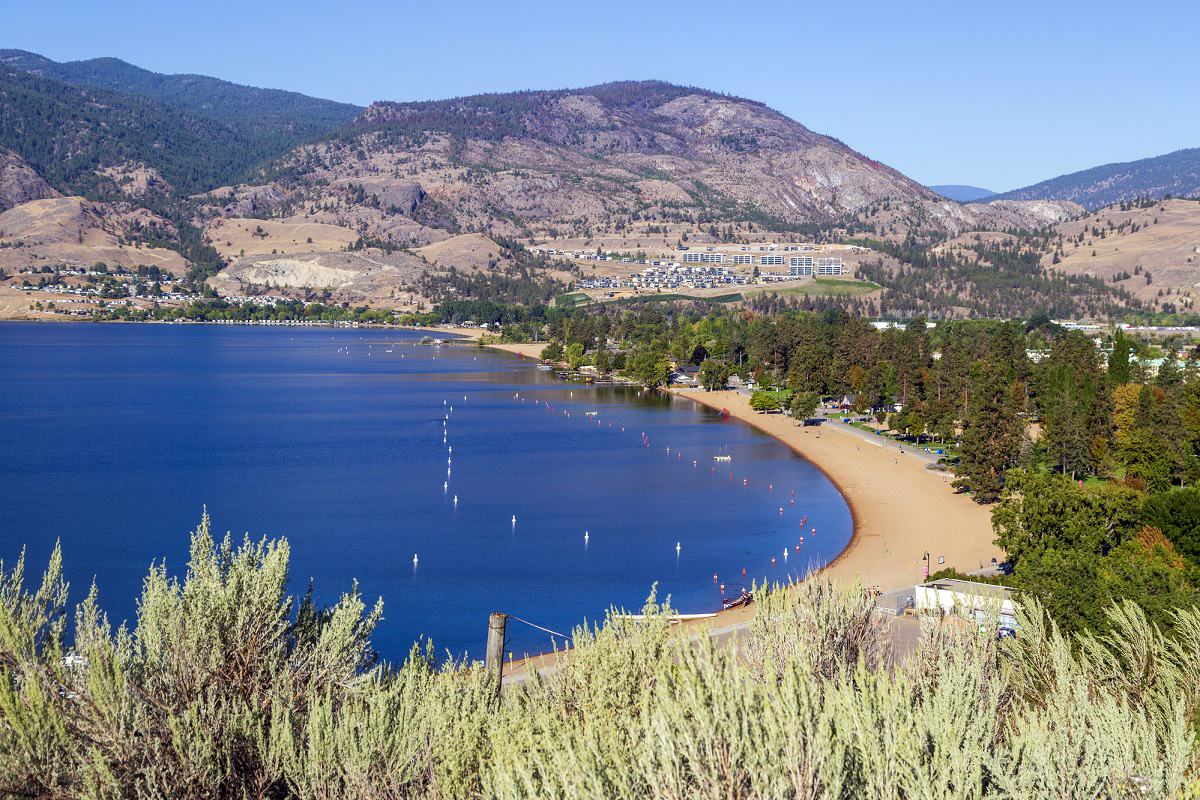 Views at Skaha Lake Park