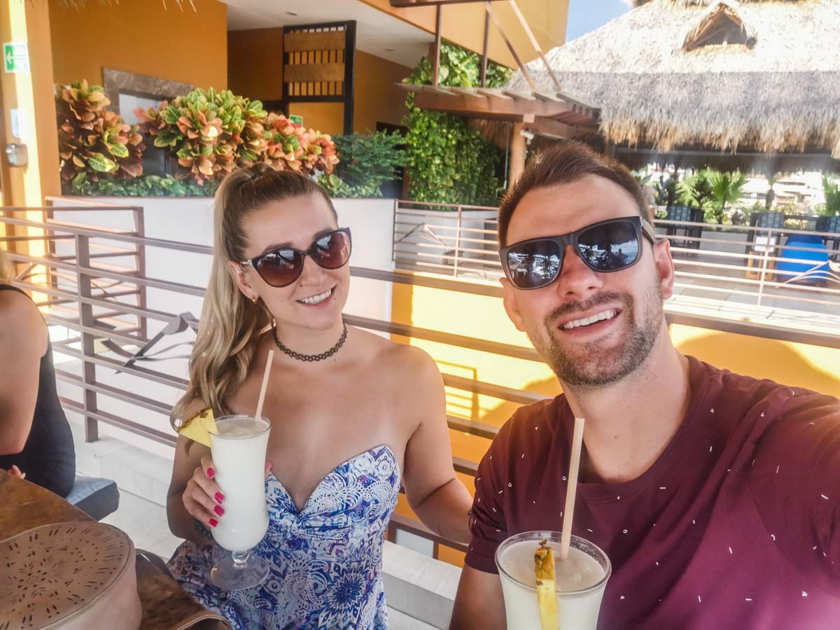 Daniel and Bailey take a selfie in Puerto Vallarta
