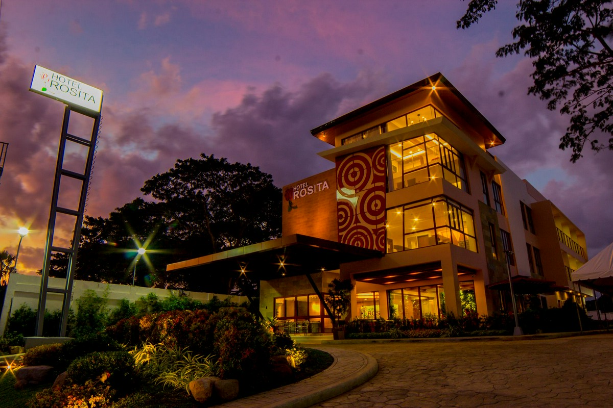 Hotel Rosita entrance at dusk.