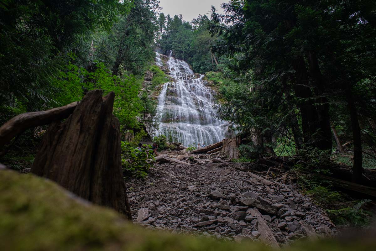 Bridal Veil Falls in Bridal Veil Falls Provincial Park