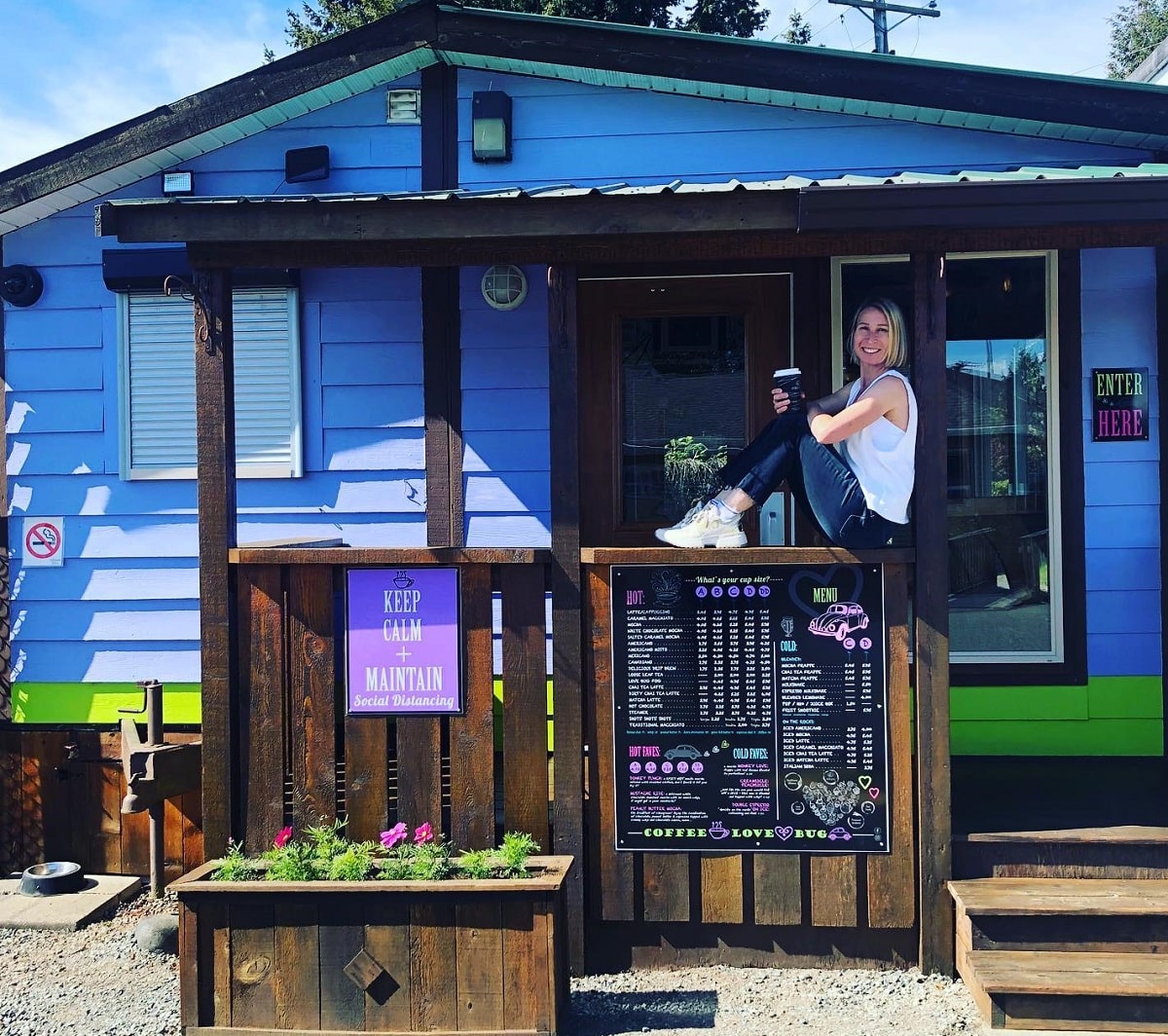 outside of Coffee Love Bug shop in Courtenay