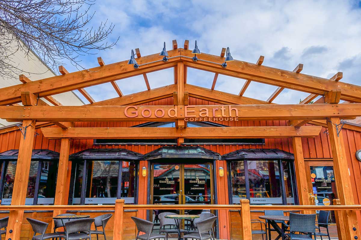 Good Earth Coffeehouse House Canmore shopfront