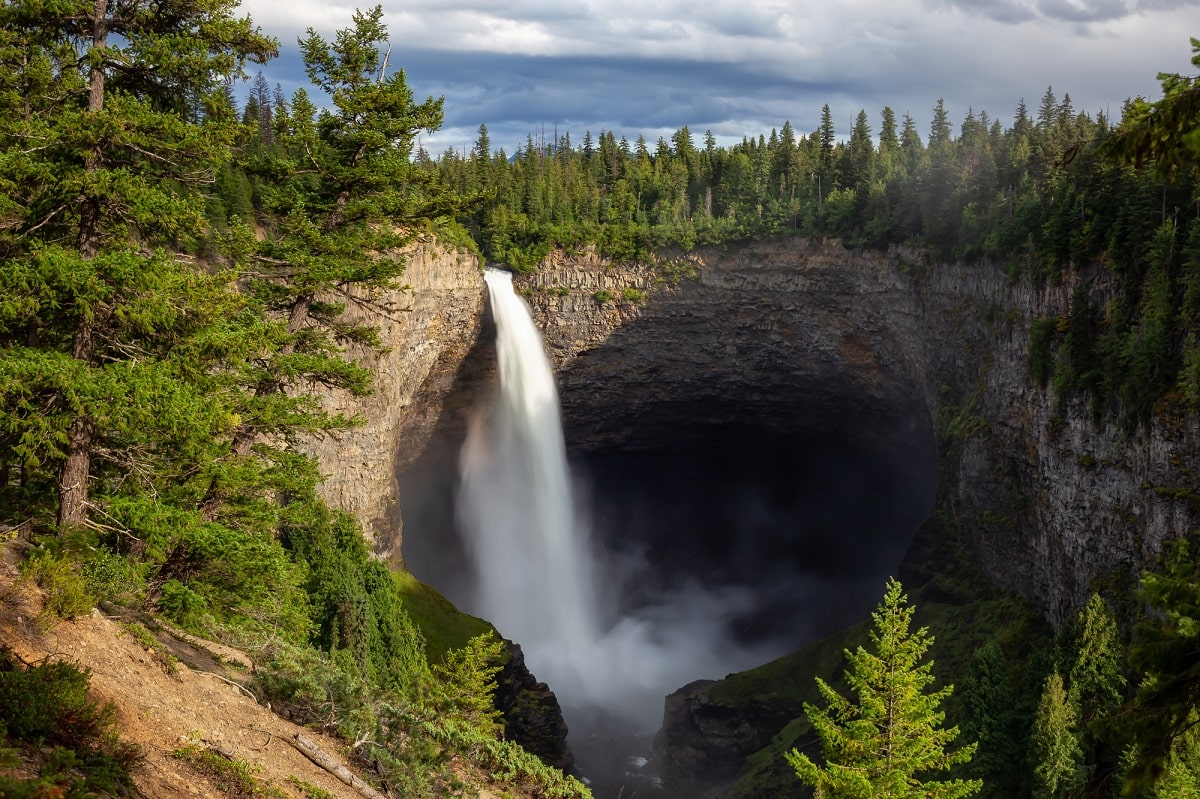 Helmcken Falls on a sunny day in Wells Gray Provincial Park
