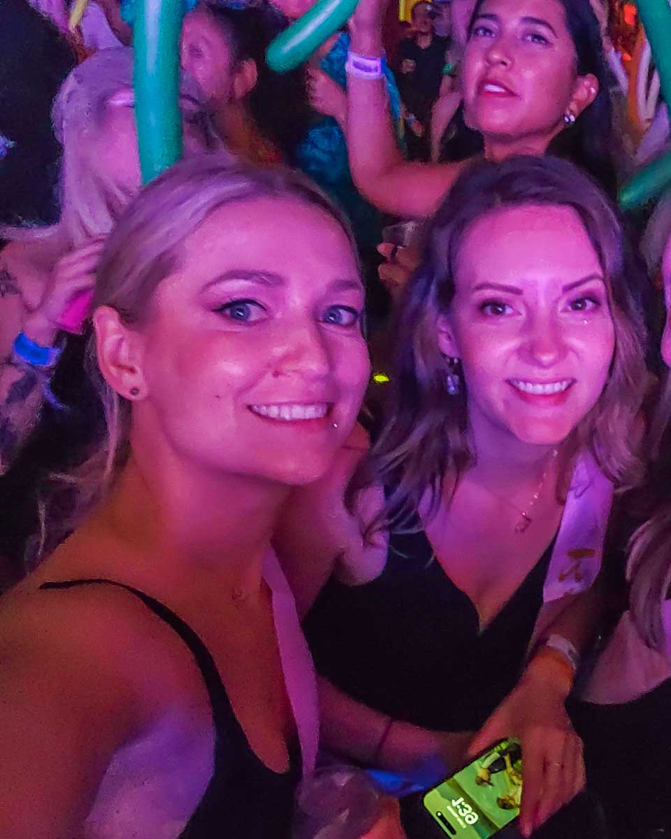 Bailey and her friend take a selfie at Coco Bongo, Mexico