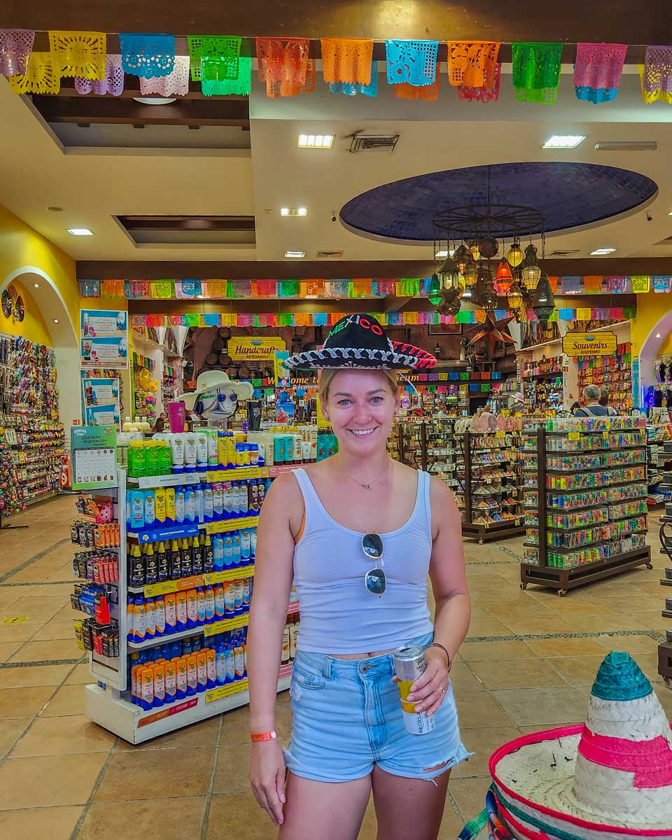 Bailey wears a sombrero while shopping in Playa del Carmen, Mexico