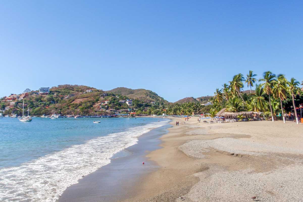 Playa La Ropa, Zihuatanejo