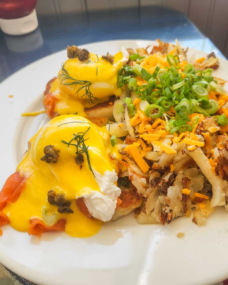 Eggs benedict at EATology, Vernon