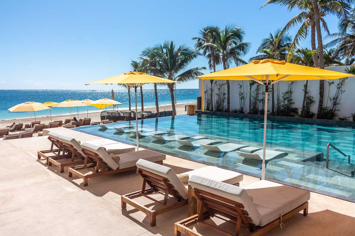 The Fives Oceanfront Puerto Morelos