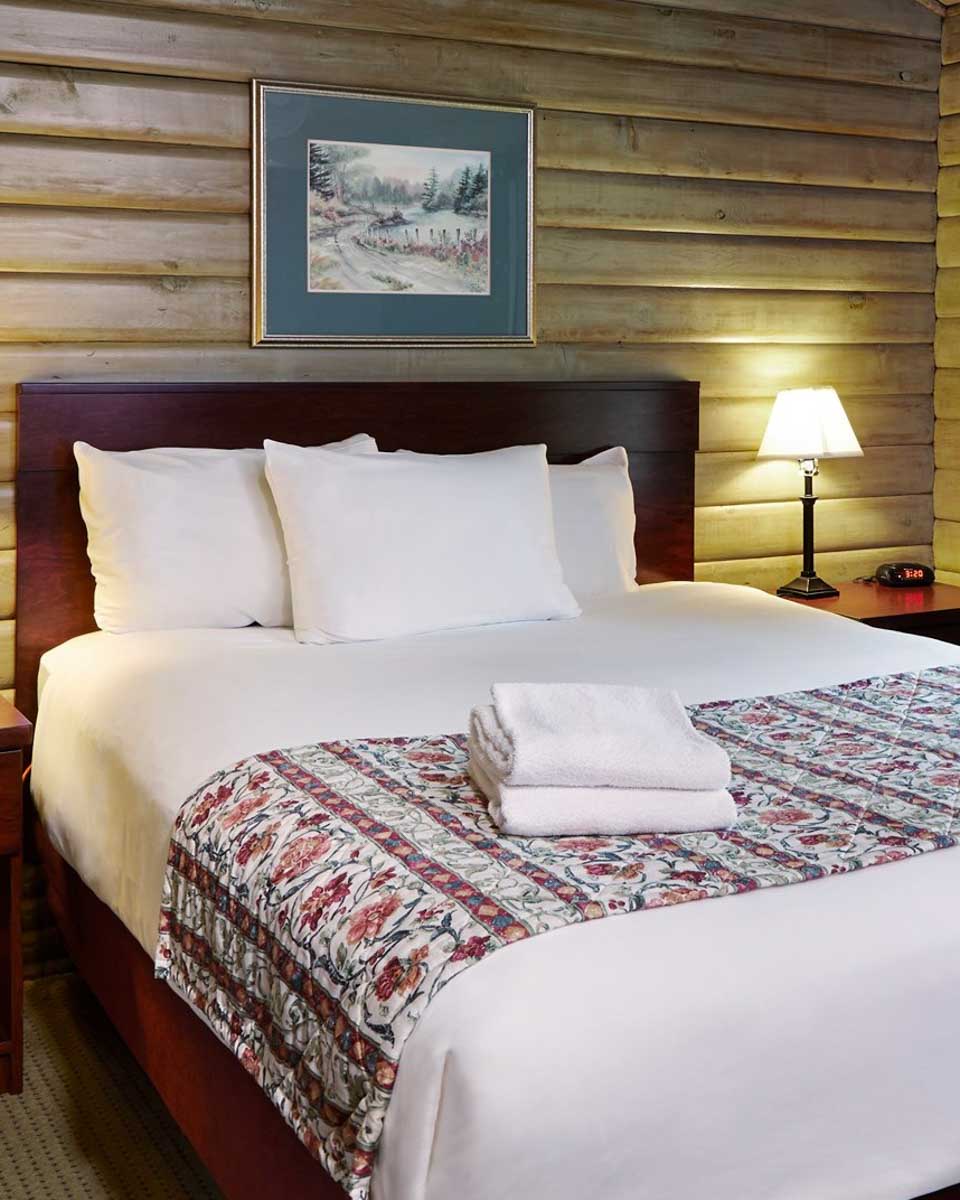 Harrison hot Springs resort room