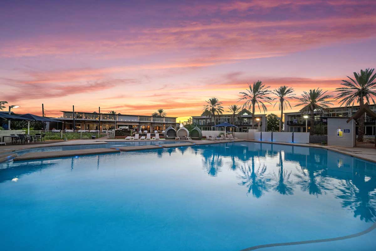Mantarays Ningaloo Beach Resort Exmouth pool and rooms