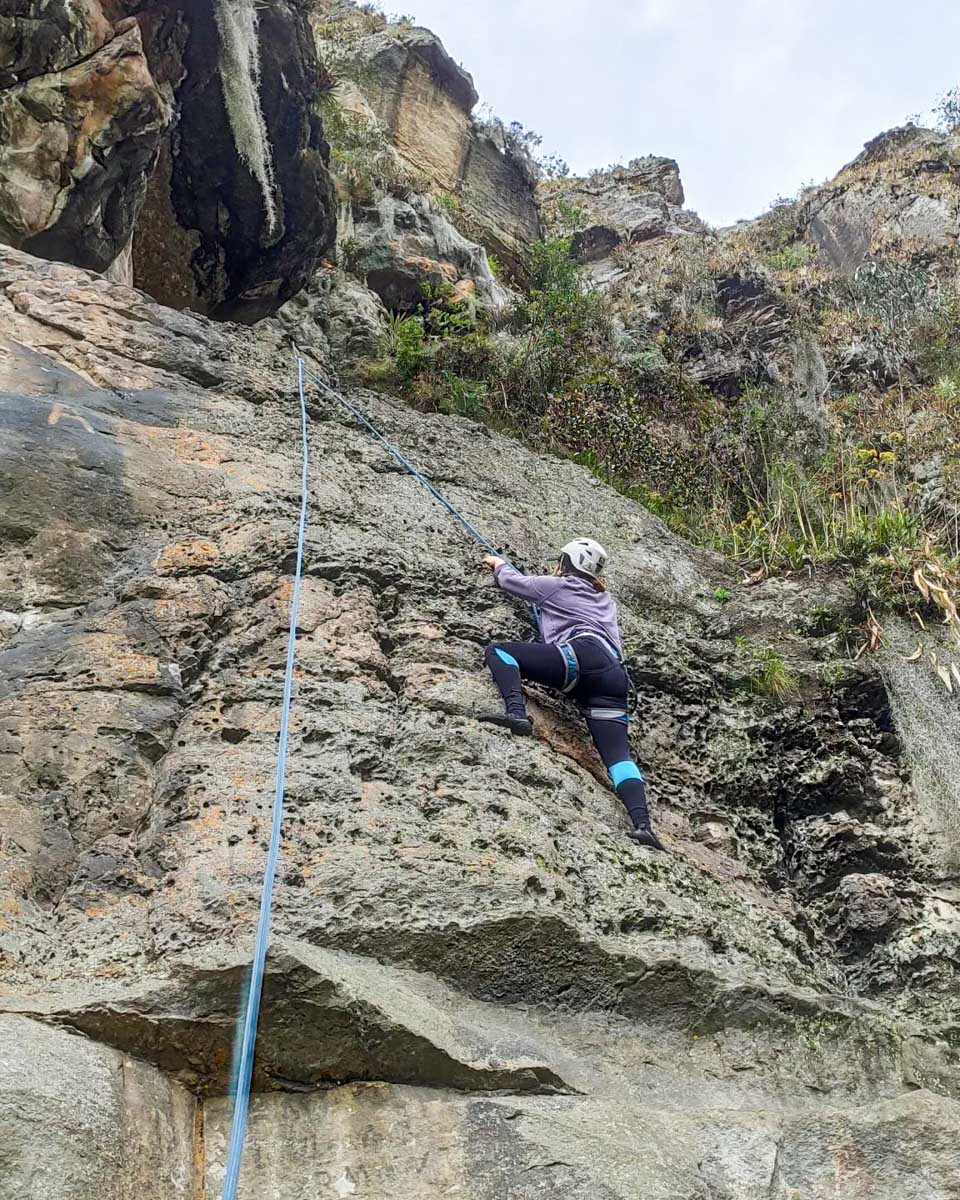 Rock climbing with Club Trango Aventura Bogota