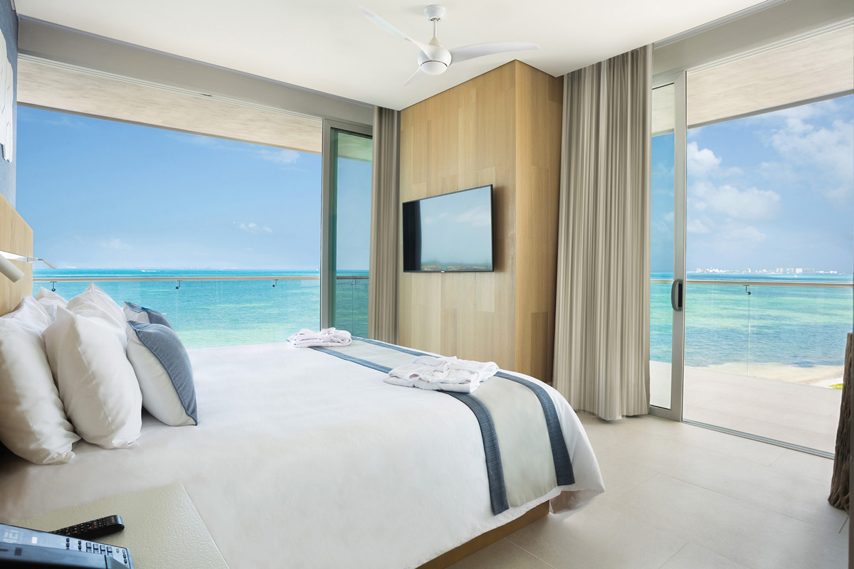 Ocean Front Suit with a beautiful view from Dreams Vista Cancun Golf Spa Resort in Cancun Mexico