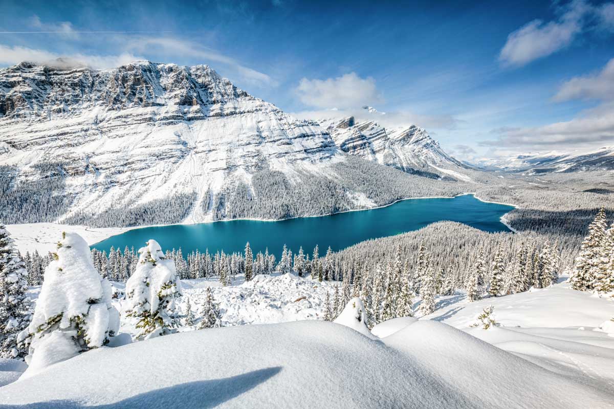 Peyot Lake in winter in Banff National Park