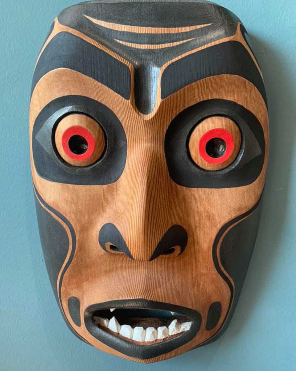 Wei Wai Kum House of Treasures mask