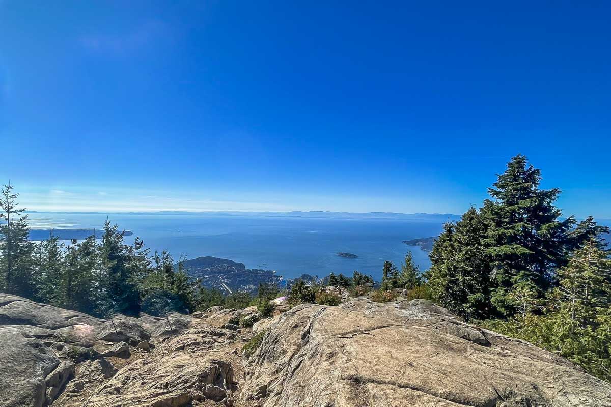 Eagle Bluffs viewpoint near Vancouver