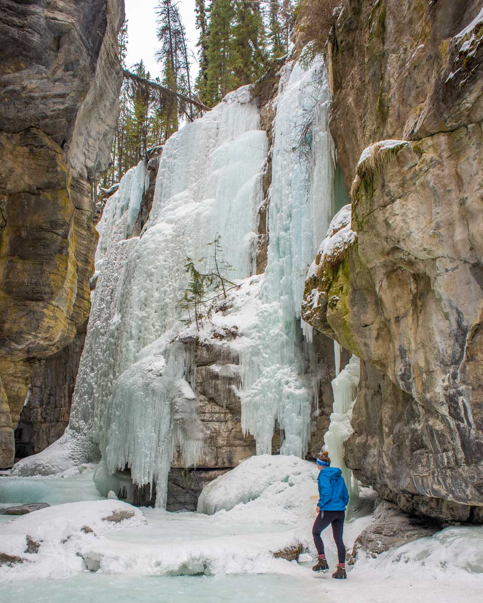 Maligne Canyon Icewalk in Jasper National Park